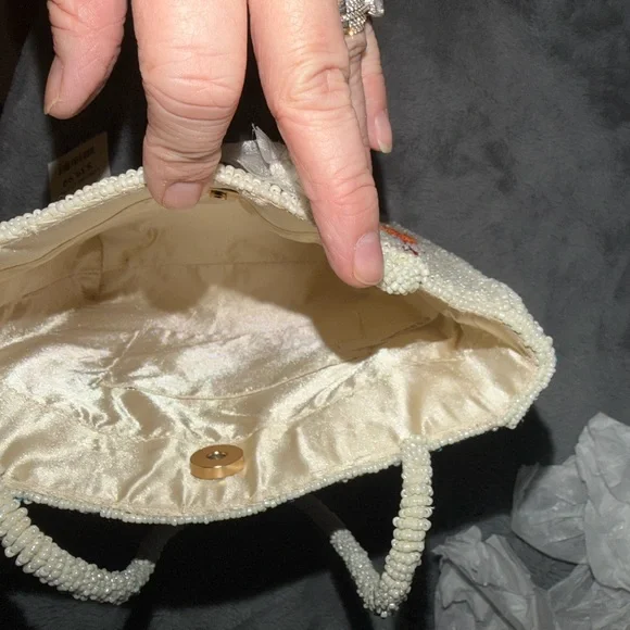 Beaded Floral Truck Tote Bag - Cream with Multicolor Embroidery - Picture 4 of 4